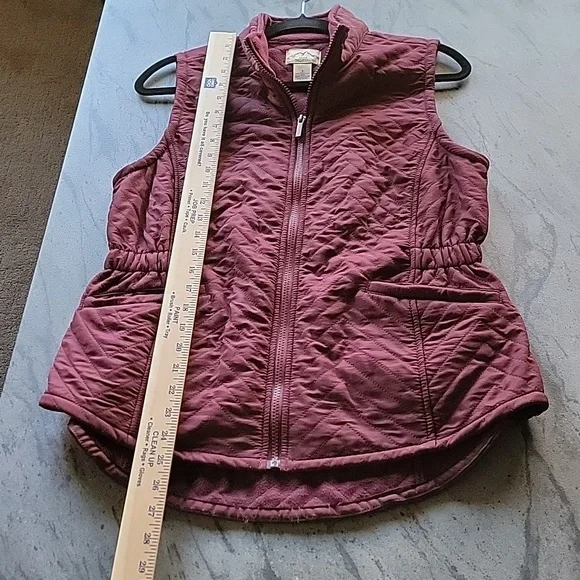 BLUE MOUNTAIN Lightweight  Stretch Waist Puffer Zip Vest Burgundy size S - Picture 7 of 10